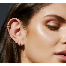 Load image into Gallery viewer, Katerina Huggie Hoop
